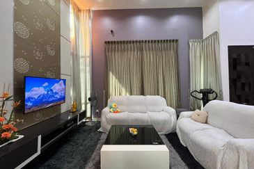 Taman Teratai Jingga