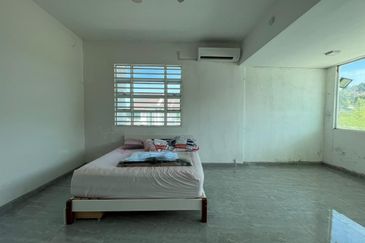 Taman Tunku Intan Safinaz