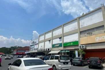 Kompleks Tok Arau