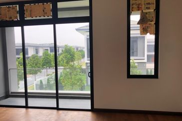 Dremien @ Eco Ardence