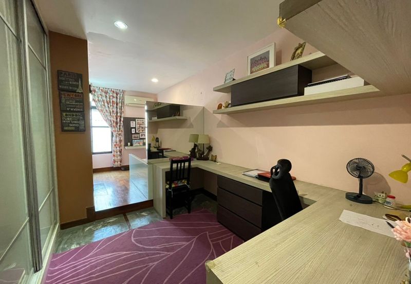 Bandar Menjalara (Desa Seri Mahkota)