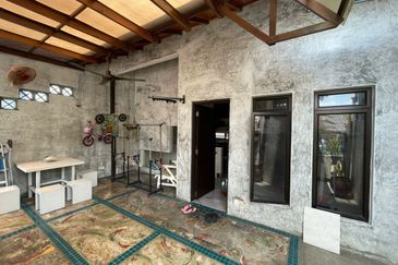 Bandar Menjalara (Desa Seri Mahkota)