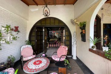 Bandar Menjalara (Desa Seri Mahkota)