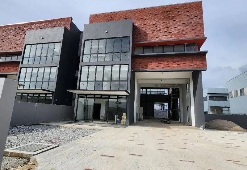 Elmina Business Park