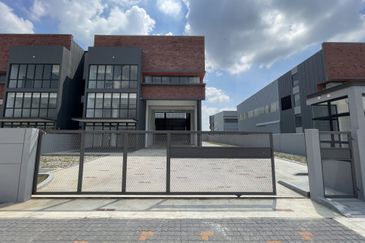 Elmina Business Park