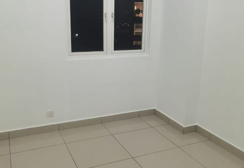 First Residence (Residensi Unggul)