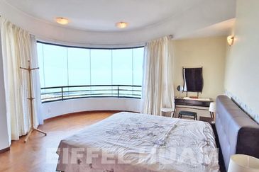 Silverton Condominium (Menara Perak)