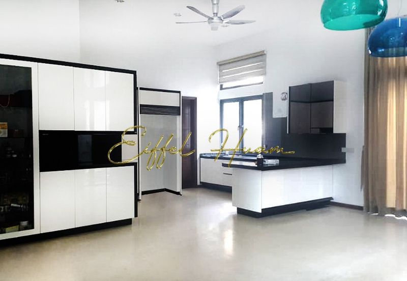3 Storey Modern Bungalow in quiet neighbourhood @ Pulau Tikus