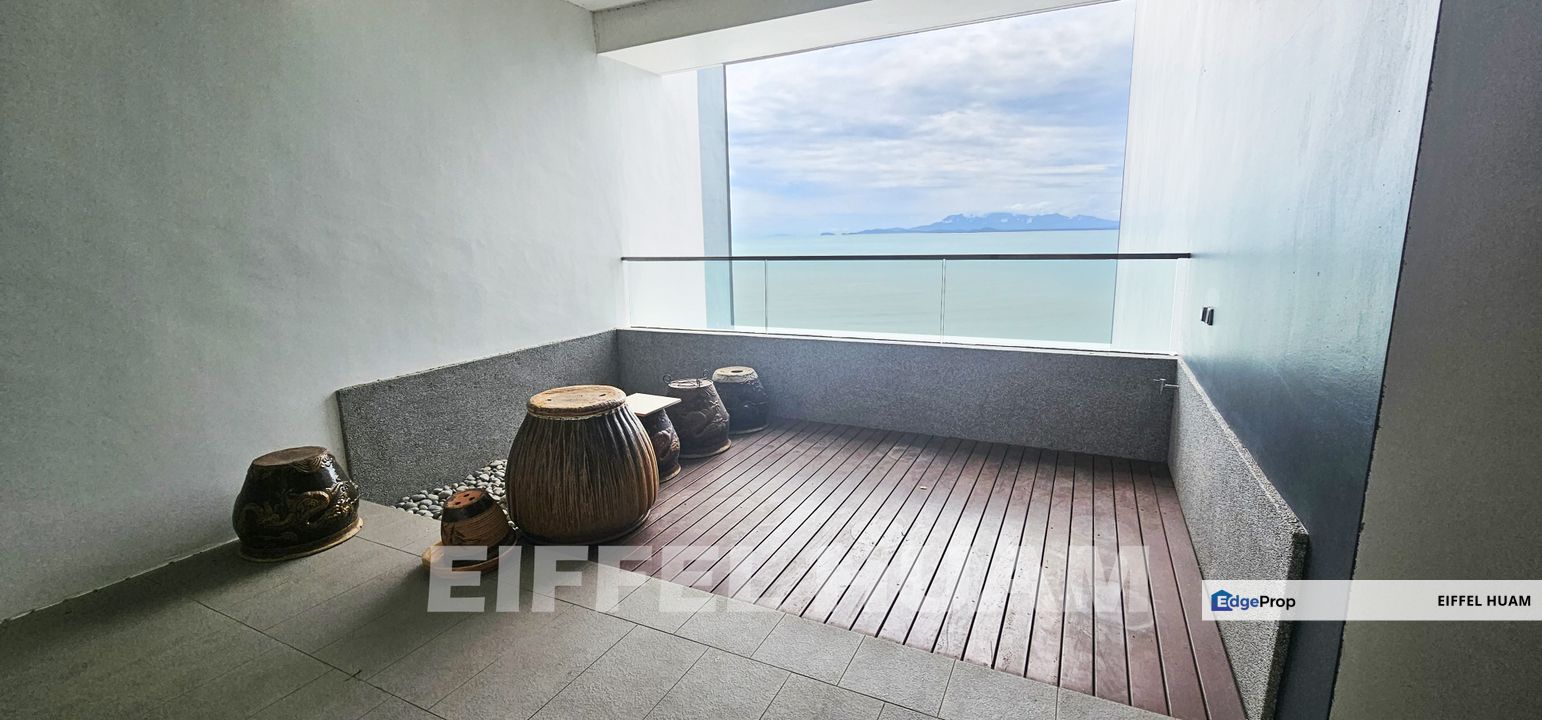 Beachside Condo with Breathtaking View, Penang, Tanjung Tokong