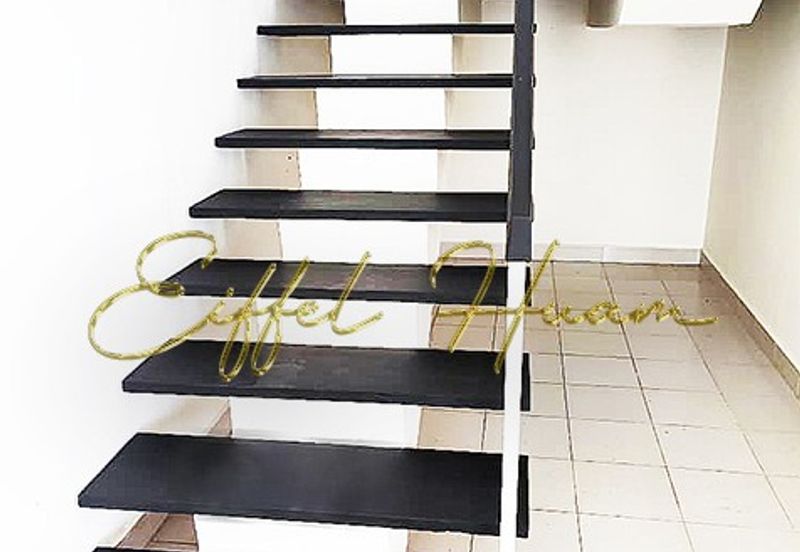 Double Storey Semi-D with Spacious House and Big Land Area