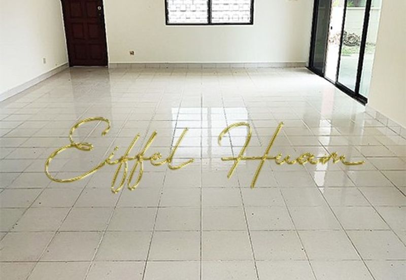 Double Storey Semi-D with Spacious House and Big Land Area