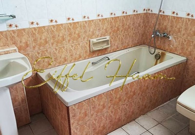 Double Storey Semi-D with Spacious House and Big Land Area