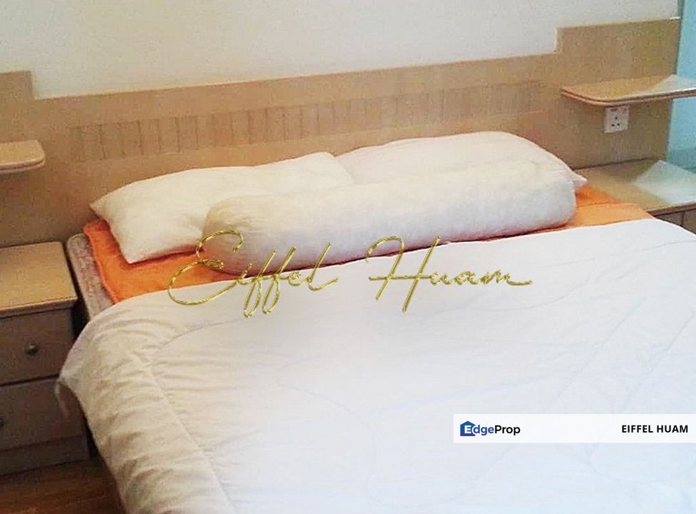 High Floor Seaview Condo for Sale, Penang, Persiaran Gurney