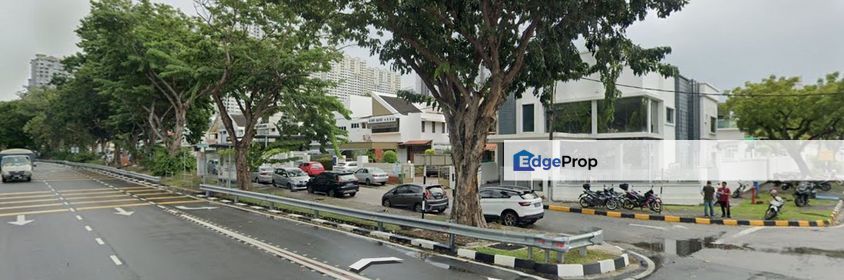 FACING BUSY MAIN ROAD - COMMERCIAL DOUBLE STOREY SEMI-DETACHED @ JALAN SULTAN AZLAN SHAH, BATU UBAN, GELUGOR, Penang, Gelugor