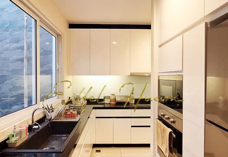 Medan Bayu 2.5 Storey Ariza by the Sea Courtyard Terrace