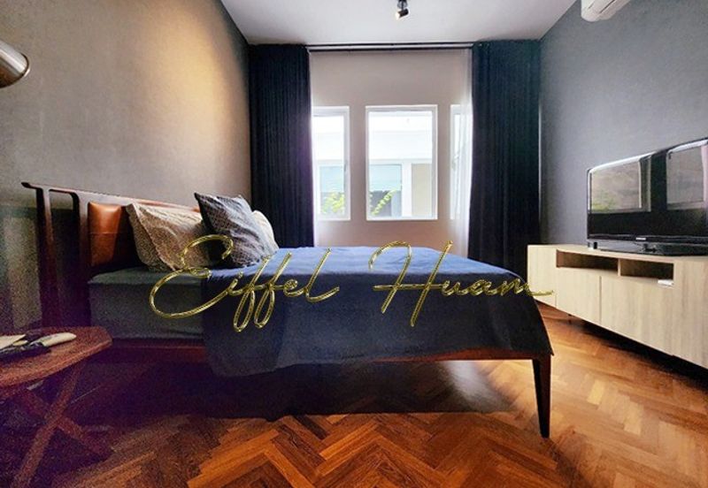 Medan Bayu 2.5 Storey Ariza by the Sea Courtyard Terrace