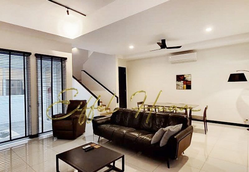 Medan Bayu 2.5 Storey Ariza by the Sea Courtyard Terrace