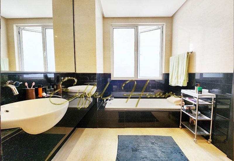 Medan Bayu 2.5 Storey Ariza by the Sea Courtyard Terrace