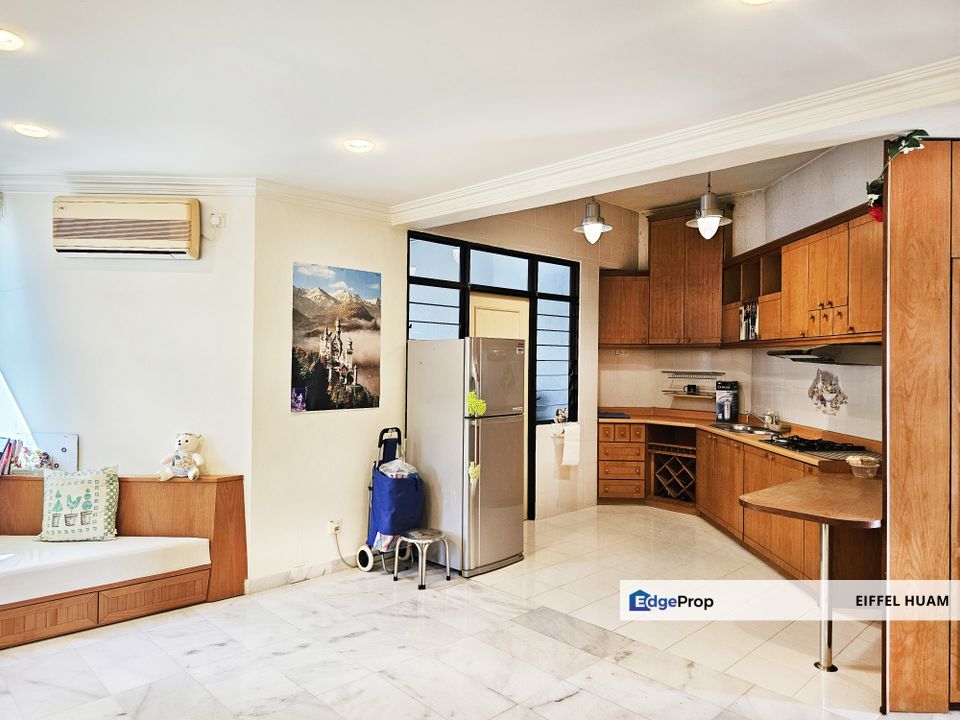 Rare Unblocked Full Sea View Condo with 3 Balconies, Penang, Tanjung Bungah