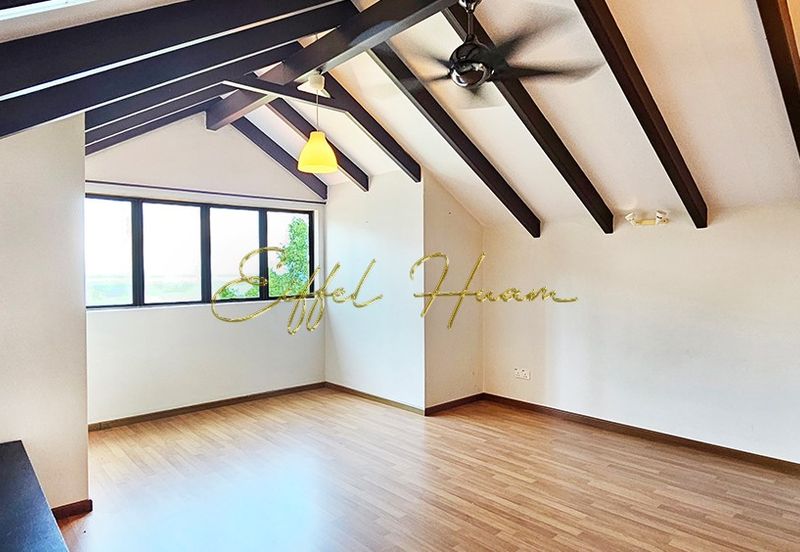 Unique Rare Landed Double Storey Bungalow with Breathtaking Sea View