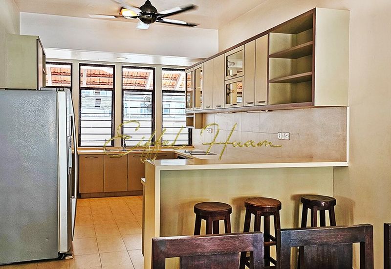 Unique Rare Landed Double Storey Bungalow with Breathtaking Sea View