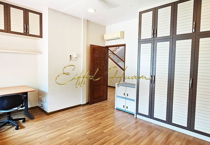 Unique Rare Landed Double Storey Bungalow with Breathtaking Sea View