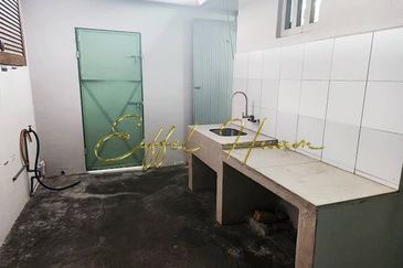 Single Storey Corner House @ Fettes