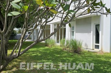 3 STOREY SEMI-D @ E&O SERI TANJUNG PINANG