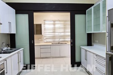 3 STOREY SEMI-D @ E&O SERI TANJUNG PINANG