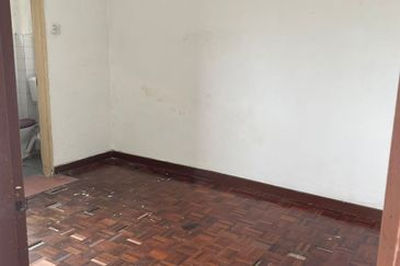 Subang Perdana Goodyear Court 1