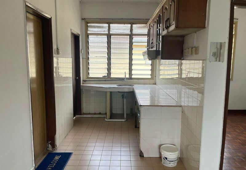 Subang Perdana Goodyear Court 1