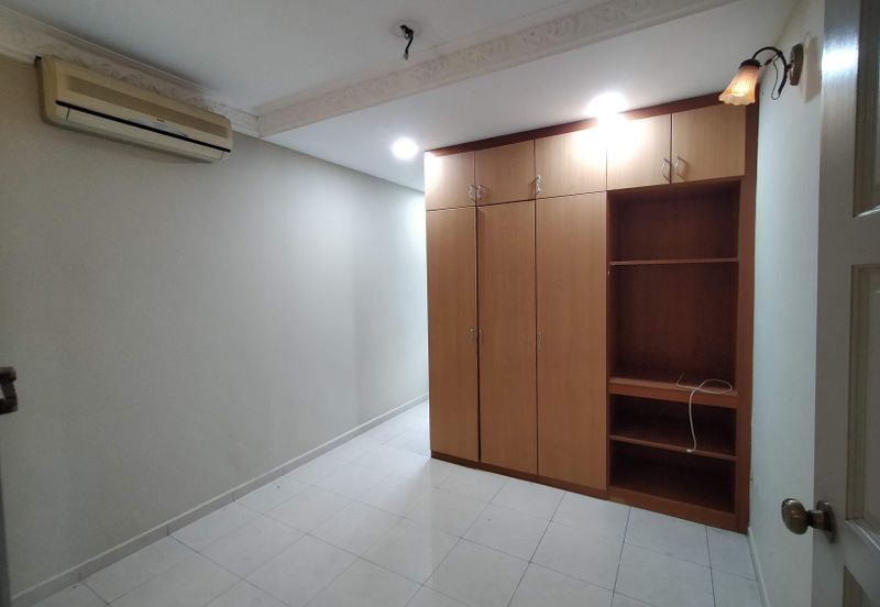 Sungai Burung, Bukit Rimau