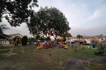 Sungai Burung, Bukit Rimau