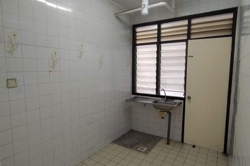 Subang Perdana Goodyear Court 8