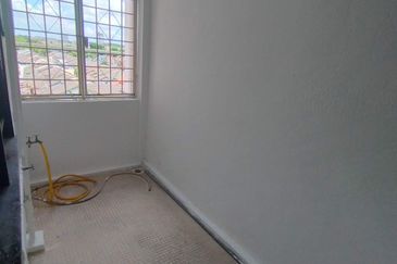 Subang Perdana Goodyear Court 8