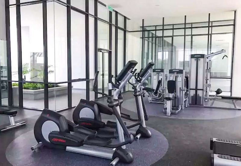 Pandora @ Tropicana Metropark