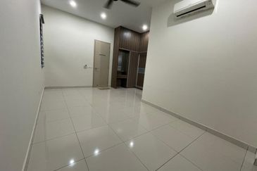 Periwinkle @ Bandar Rimbayu