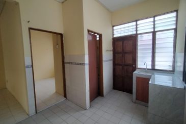 Taman Seroja, Bandar Baru Salak Tinggi