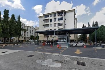 Subang Perdana Goodyear Court 7