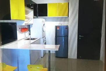 V12 Sovo (Menara Suria)