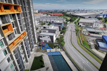 V12 Sovo (Menara Suria)