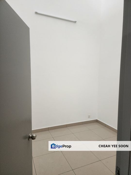 Klang Bandar Putera 2 New Renovated 1-Storey Terraced 3R2B for Rent!, Selangor, Klang