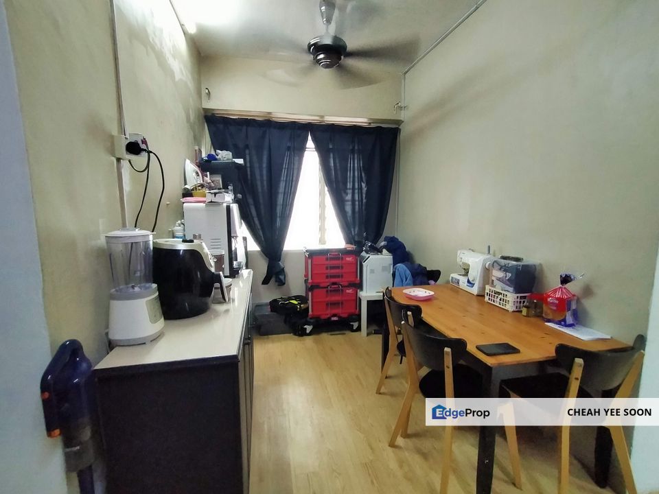 Taman Desaria Low Deposit End Lot 3R2B for Quick Sale!!, Selangor, Petaling Jaya