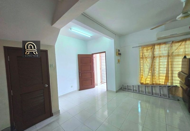 Villa Impiana, Taman Pelangi 1, Semenyih 2 storey for Sale