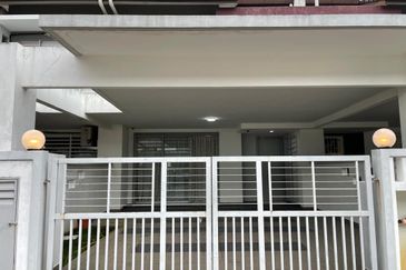 S2 HEIGHTS(SEREMBAN 2)