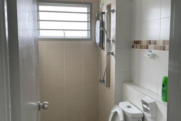 S2 HEIGHTS(SEREMBAN 2)