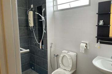 S2 HEIGHTS(SEREMBAN 2)