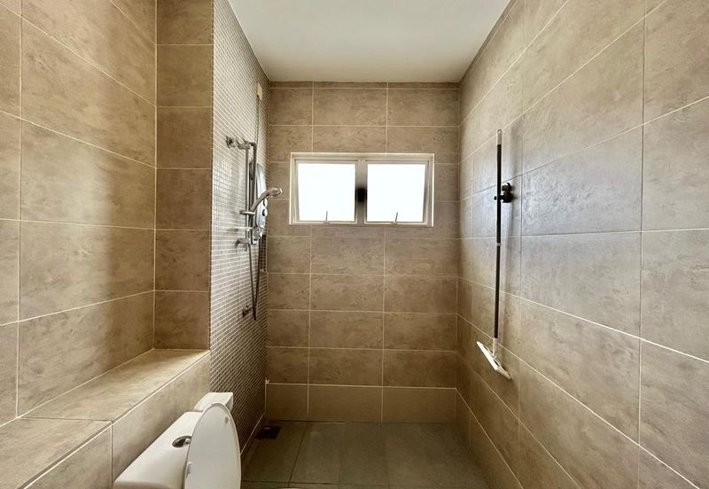 BANDAR AINSDALE (MEKAR)