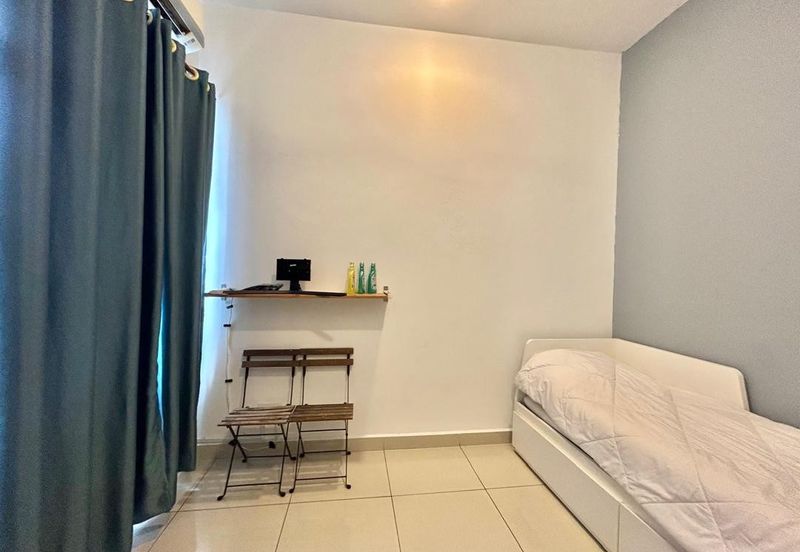 BANDAR AINSDALE (MEKAR)