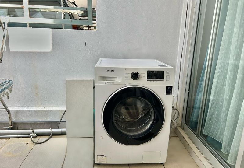 BANDAR AINSDALE (MEKAR)